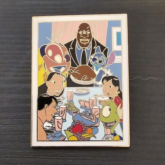 Disney Lilo & Stitch Family Dinner Photograph Pin - Picture 1 of 2